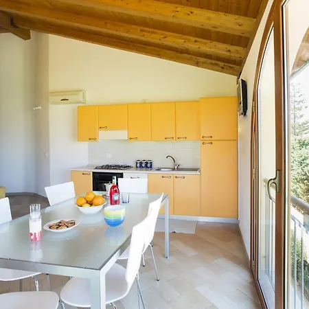 Apartment Helios Casa Vacanze *
