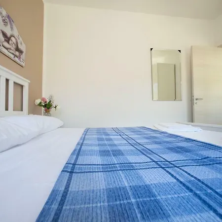 Apartment Helios Casa Vacanze *