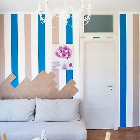 Helios Casa Vacanze Apartment *