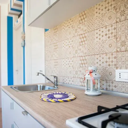 Helios Casa Vacanze Apartment *